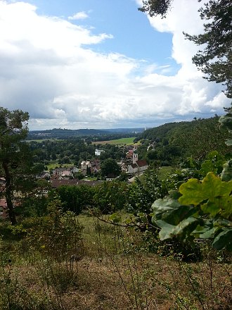 Blick auf Premberger Kirche